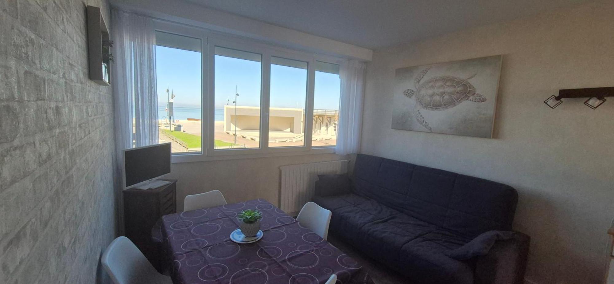 Residence Du Bord De Mer 9 Appartements Avec Une Vraie Vue Mer Le Treport Exterior photo