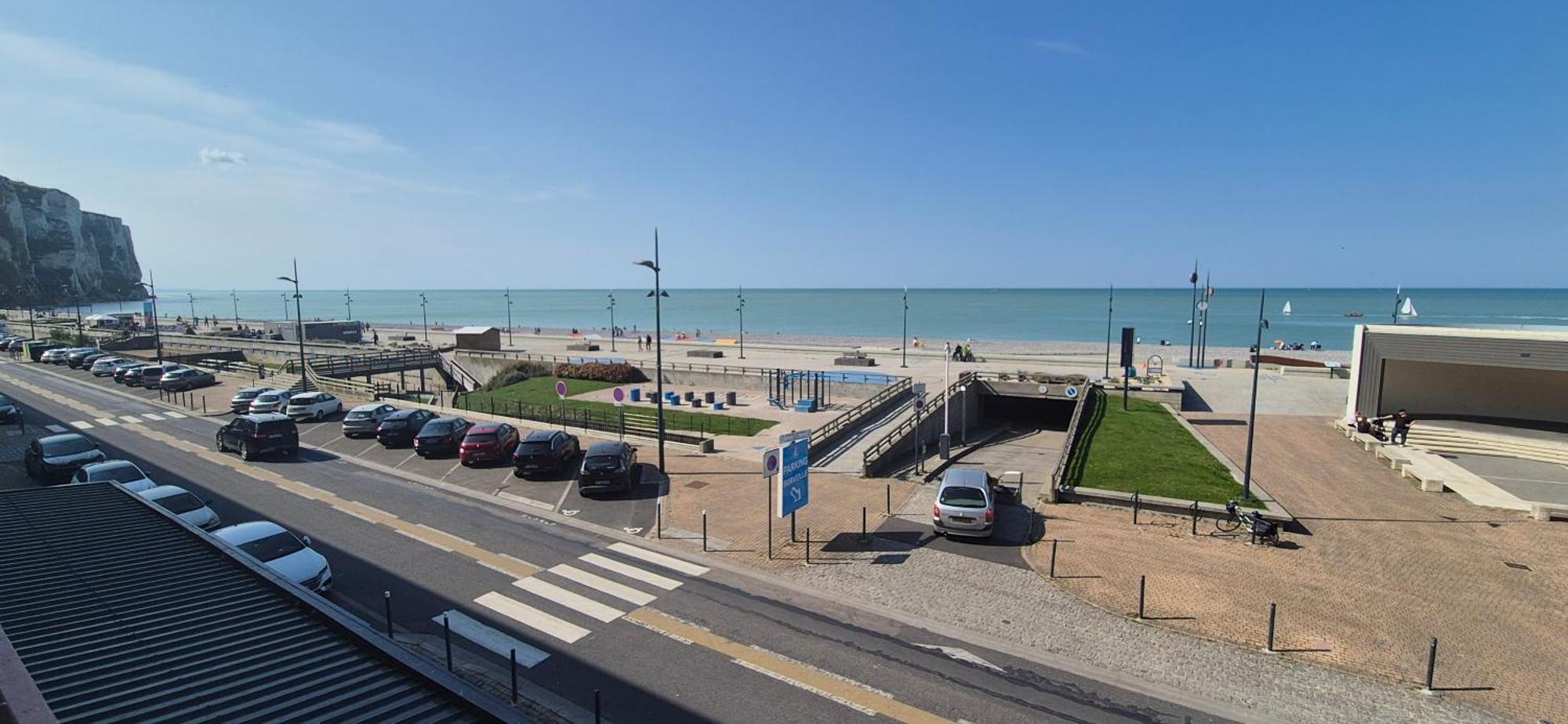 Residence Du Bord De Mer 9 Appartements Avec Une Vraie Vue Mer Le Treport Exterior photo